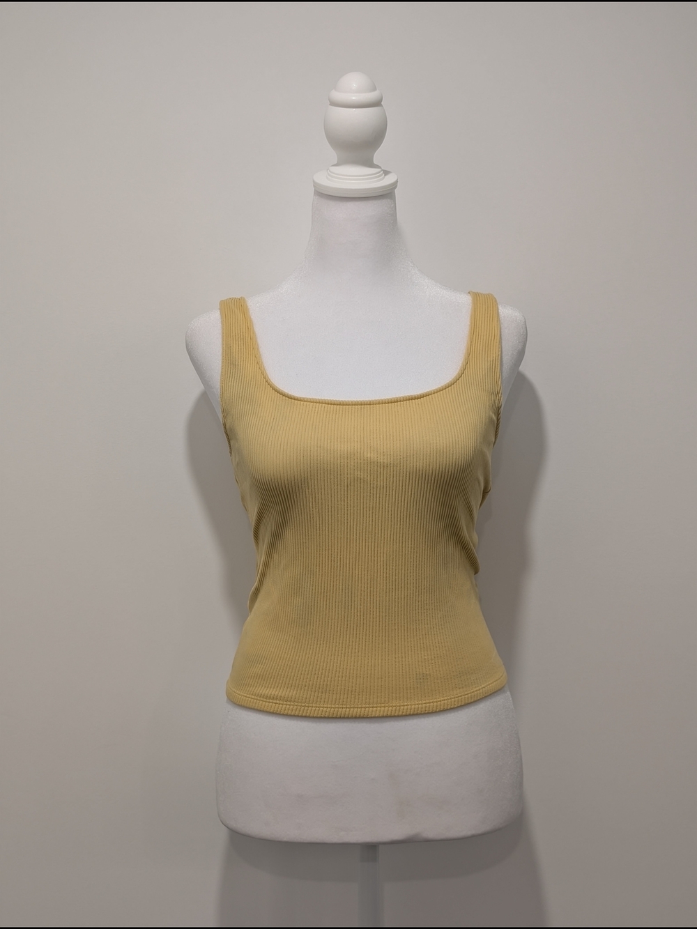Dynamite Ribbed Scoop Cropped Tank Top - Yellow